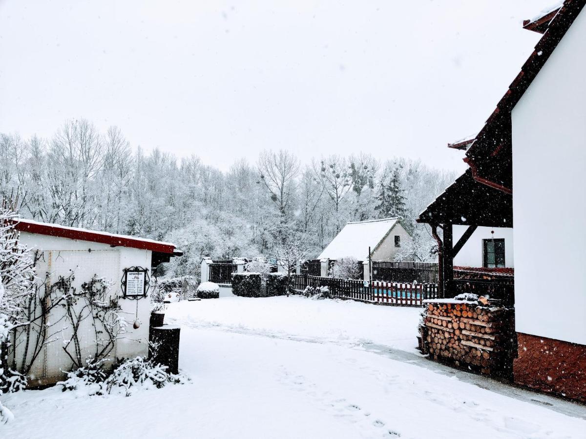 Penzion Beako Na "Pinglu" Wotitz Exterior foto